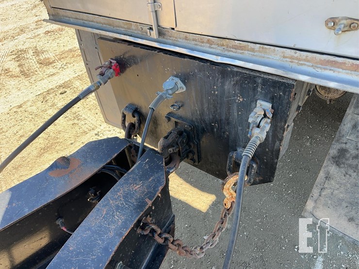 1999-kenworth-t800-image-9