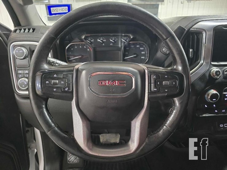 2021-gmc-sierra-1500-image-10