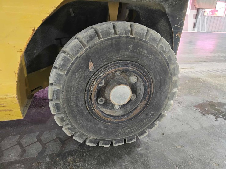 2018-caterpillar-gp25n-image-27