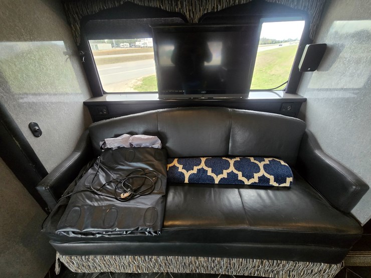 1990-international-4900-image-42