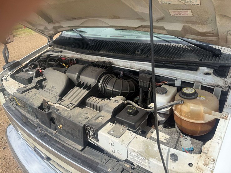 2006-ford-e350-image-17