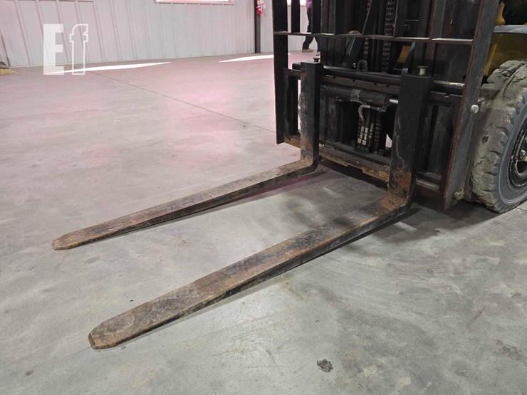 2021-caterpillar-gp25n-image-9