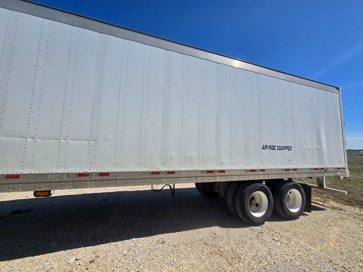 2012-great-dane-van-trailer-image-11