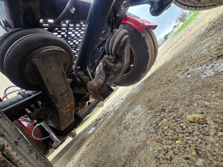 2017-western-star-5700xe-image-101