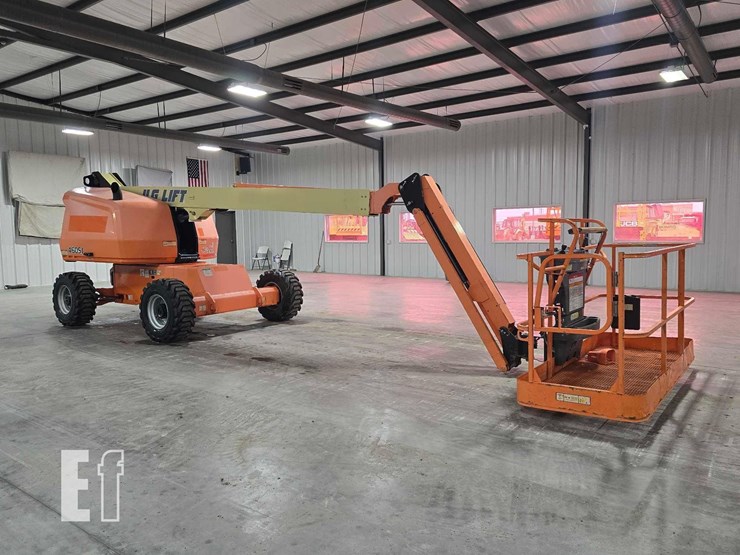 2019-jlg-460sj-image-2