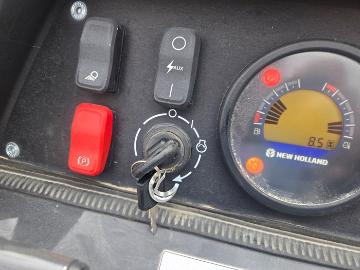 2023-new-holland-c314-image-33