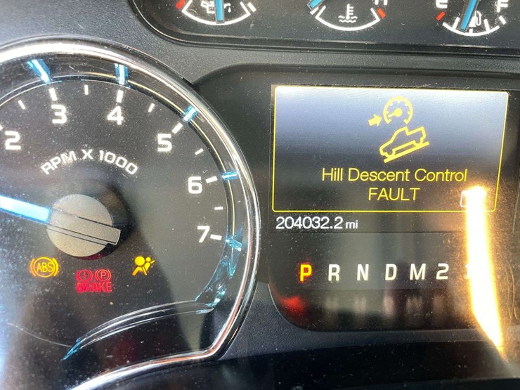 2014-ford-f150-xlt-image-26