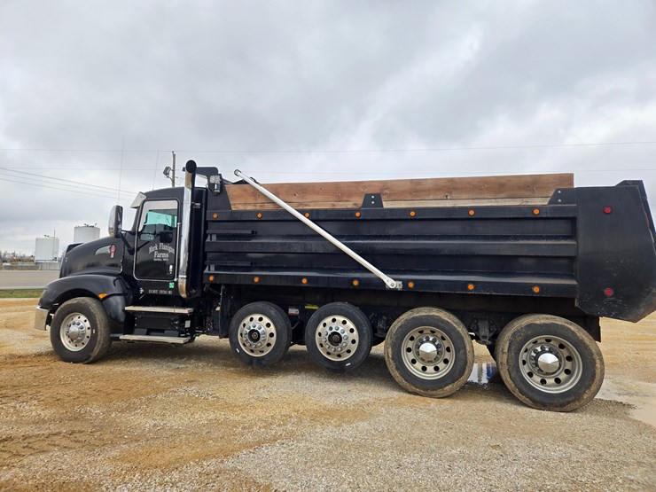 2014-kenworth-t660-image-10