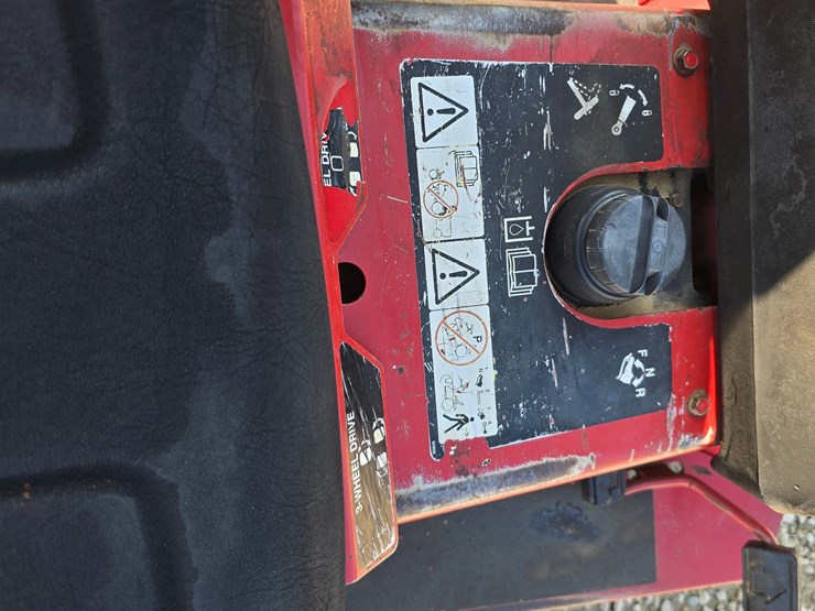 #22636-•-toro-sand-pro-5000-image-10