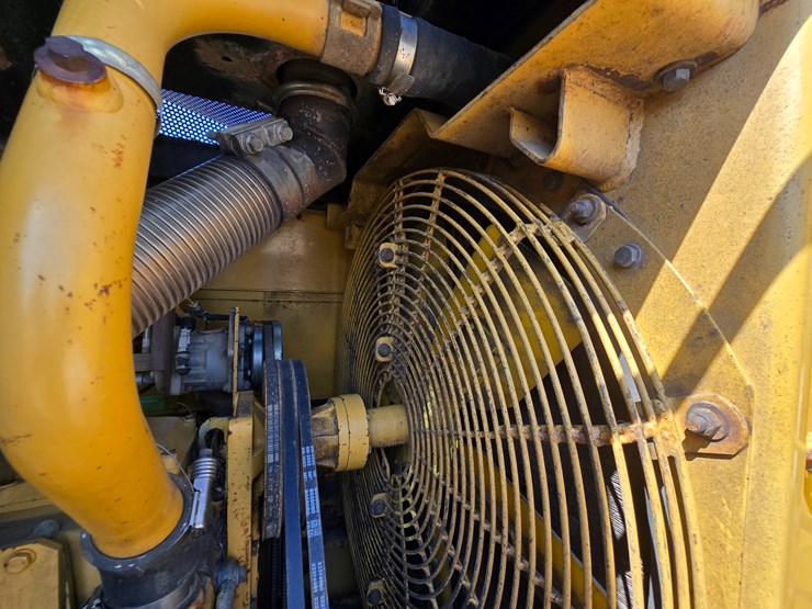 1996-caterpillar-953c-image-86