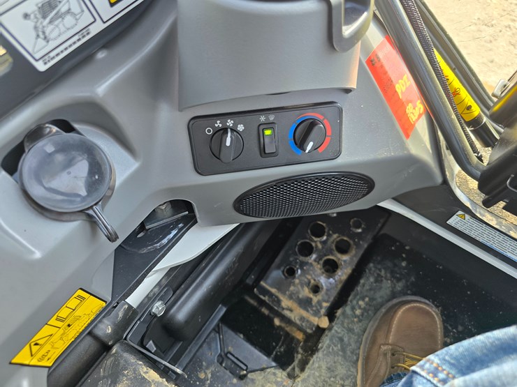2026-bobcat-t770-image-44