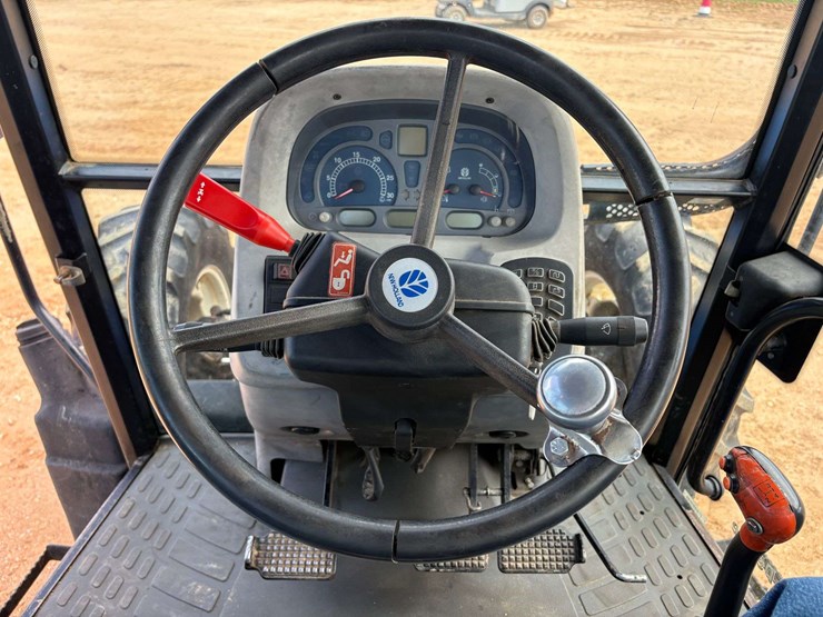 2006-new-holland-tl100a-image-14