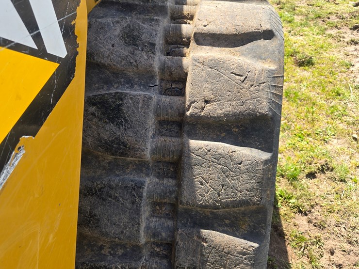 2018-caterpillar-299d2-image-59