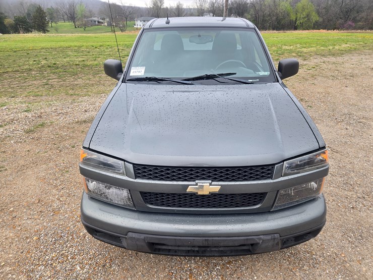 2011-chevrolet-colorado-image-21