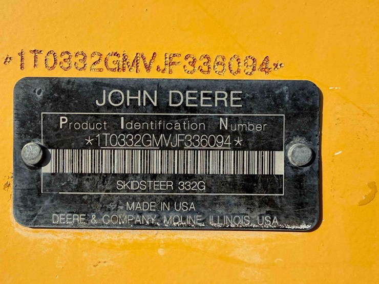 2018-deere-332g-image-21