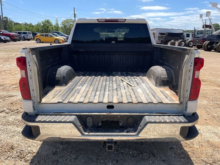 2019-chevrolet-silverado-1500-image-6