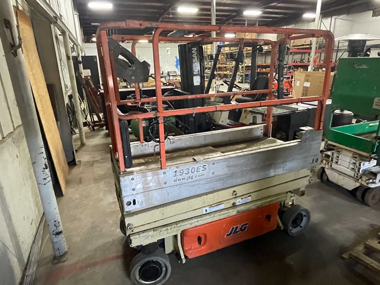 #1464-•-19'-scissor-lift-(e)-image-1