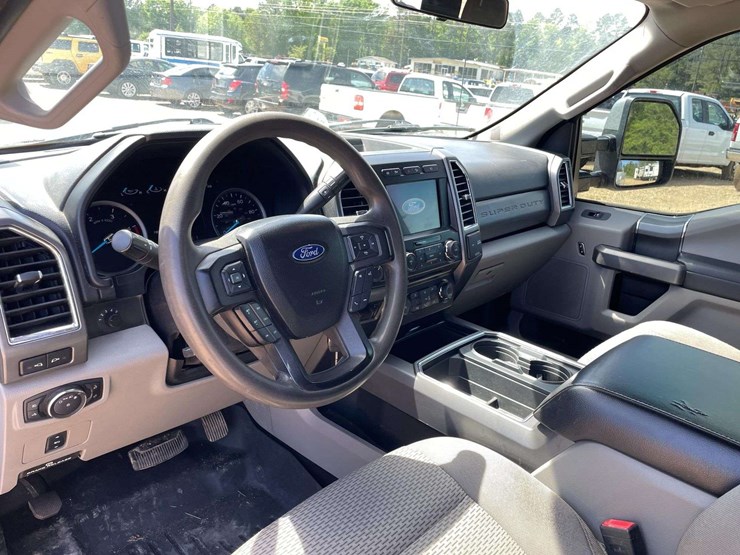 2018-ford-f250-image-11