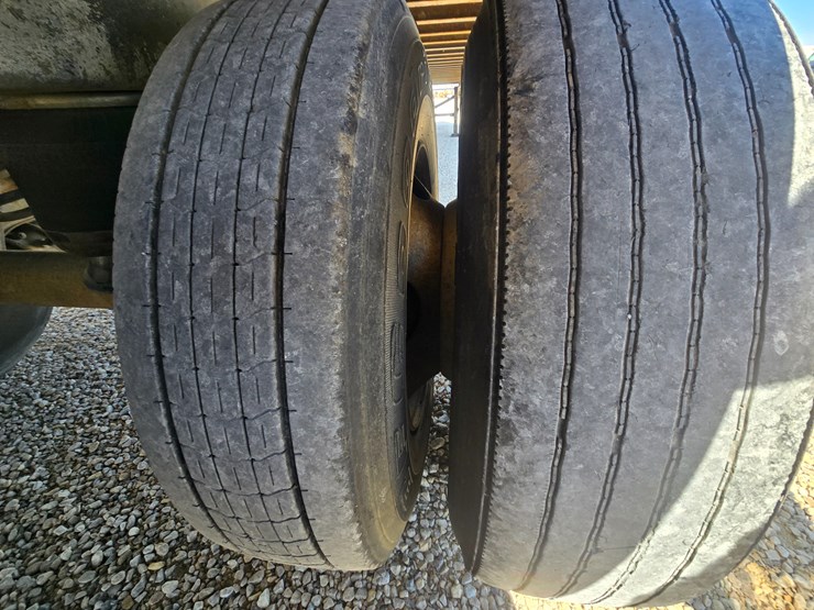 2011-great-dane-van-trailer-image-38