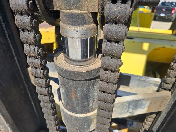 2000-sellick-sd80-image-27