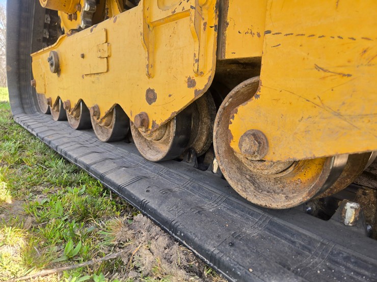 2018-caterpillar-299d2-image-55