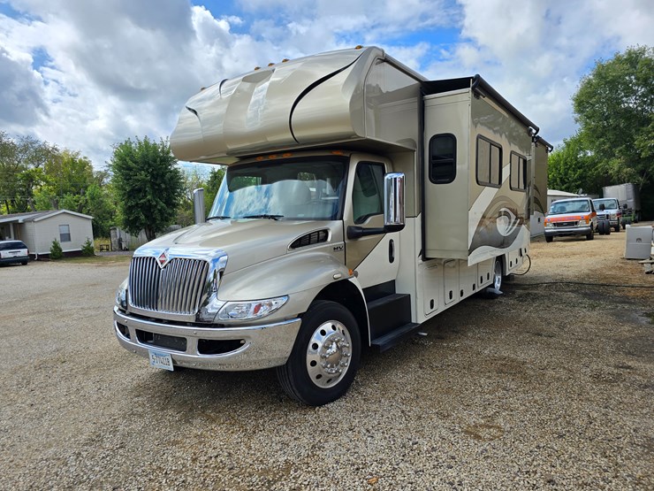 2021-international-mv607-image-2