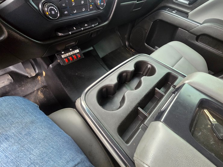 2019-chevrolet-silverado-2500-image-47