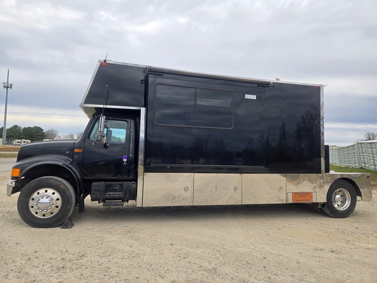 1990-international-4900-image-8