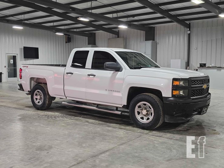 2014-chevrolet-silverado-1500-image-2