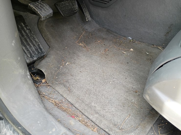 2011-chevrolet-traverse-image-30