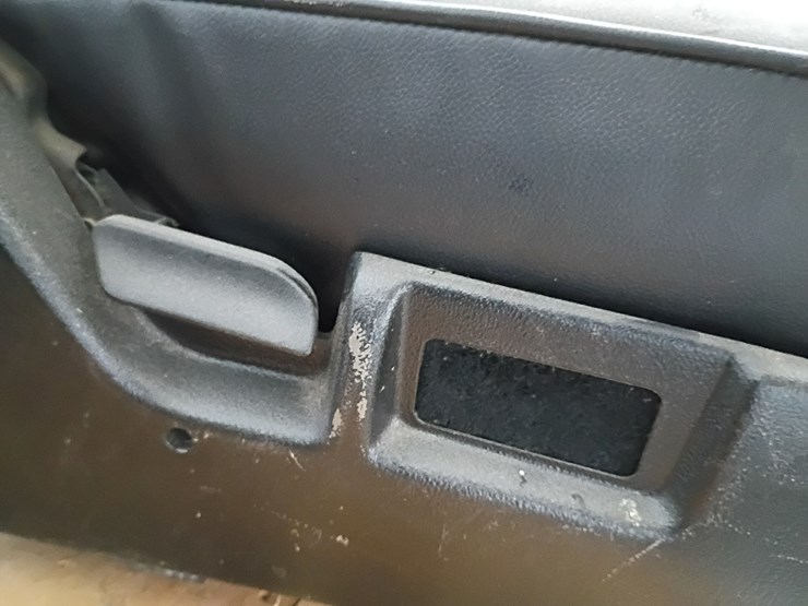 #21889-•-2--seats-from-1955-chevy-bel-air-image-6