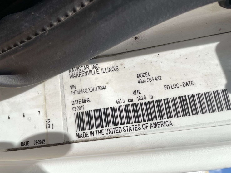 2013-international-durastar-4300-image-31