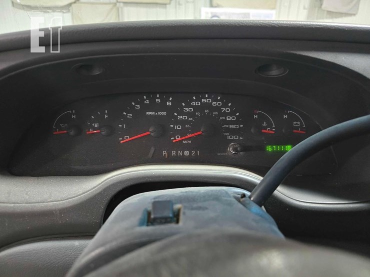 2005-ford-e150-image-11