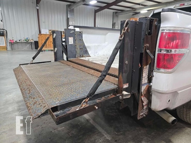 2013-ford-f150-xlt-image-10