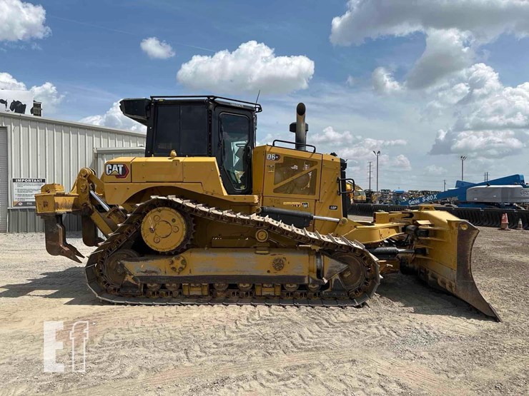 2020-caterpillar-d6-xe-lgp-image-6