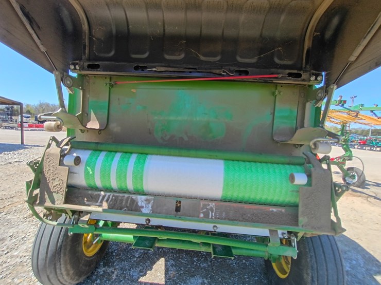 2023-john-deere-450m-image-27