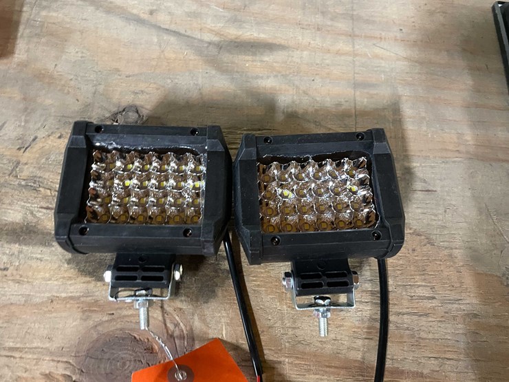 #2426-•-(2)-led-work-lights,-4"-long,-12/24vdc-(pr12)-image-1