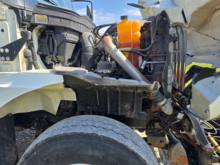 2015-international-workstar-7400-image-44