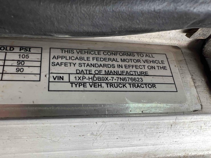 2005-caterpillar-c15-image-23