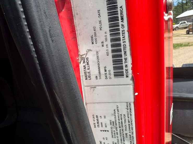 2016-international-durastar-4300-image-24