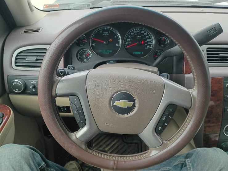 2013-chevrolet-2500-image-47