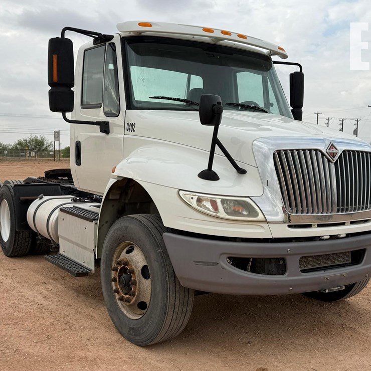 2016 INTERNATIONAL DURASTAR 4400