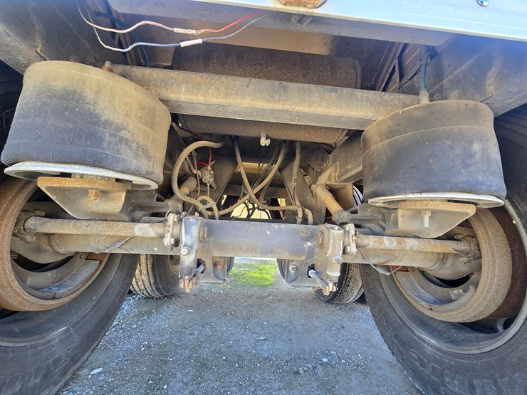 2010-timpte-hopper-bottom-image-36