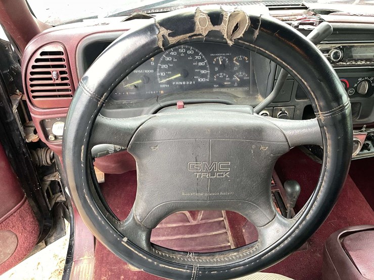 1995-gmc-1500-image-12