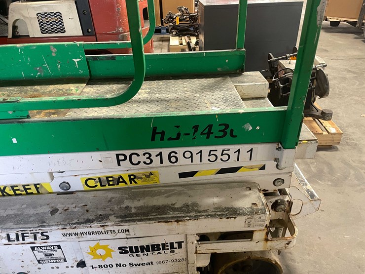 #1465-•-14'-scissor-lift-(e)-image-13