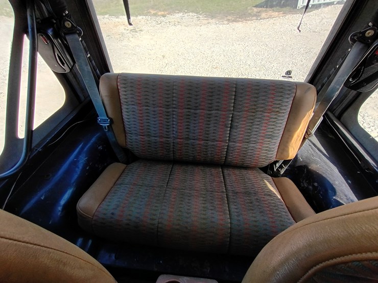 1997-jeep-wrangler-image-56