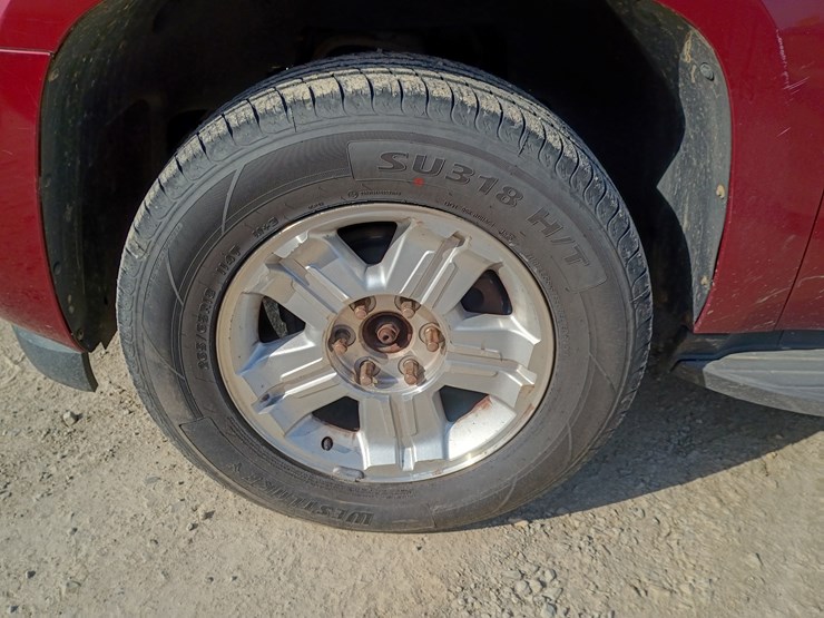 2010-chevrolet-tahoe-image-74