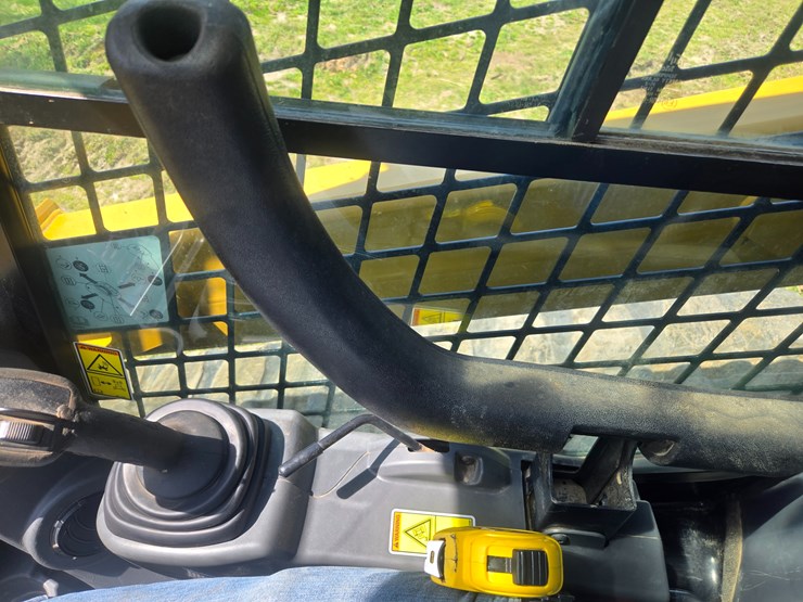 2018-caterpillar-299d2-image-49