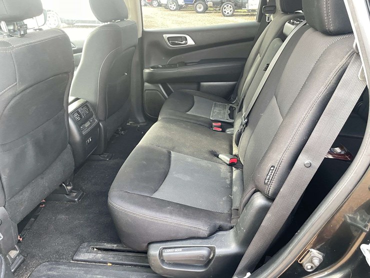 2020-nissan-pathfinder-image-14