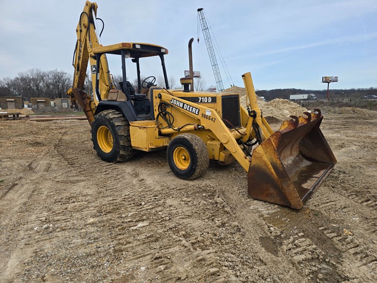 1993-deere-710d-image-21